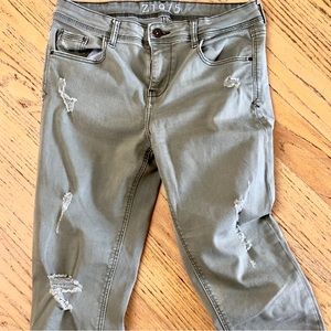 Zara Basic Gray/Green Denim Distressed Z1975, size 6